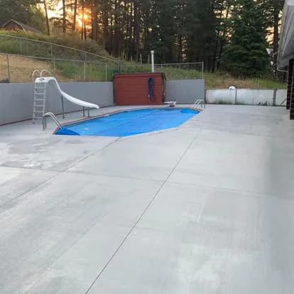 Pools & Pool Decks 8